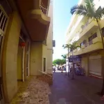 Edificio Playa Los Cristianos (Tenerife)