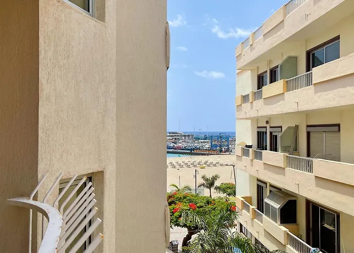 Edificio Playa Los Cristianos (Tenerife)