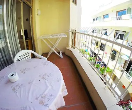 Edificio Playa Appartamento
