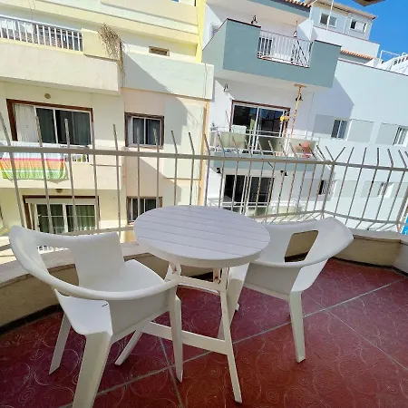 Edificio Playa Apartment