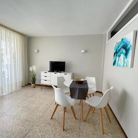 Apartment Edificio Playa Los Cristianos (Tenerife)