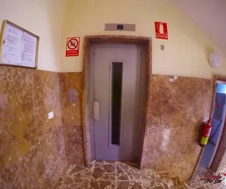 Edificio Playa Appartamento *